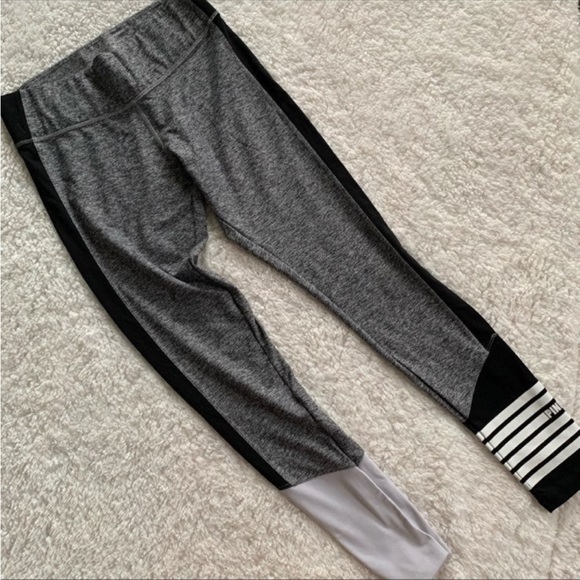 Victoria’s Secret PINK ultimate leggings gray black size small - Picture 7 of 12